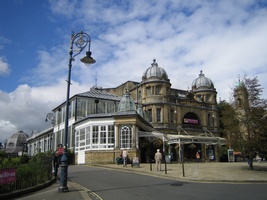 Pavilian_and_Opera_House_Buxton